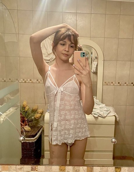 Nøgent lækket OnlyFans-billede af Isabella