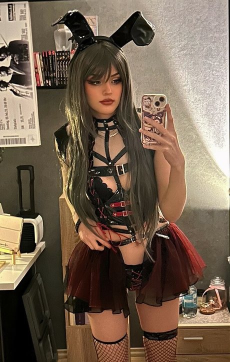 Nøgent lækket OnlyFans-billede af Lliru