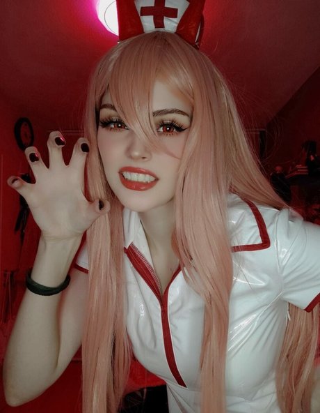 Naakte gelekte OnlyFans-foto van Lliru