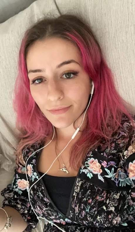 Miss Manganese Asmr
