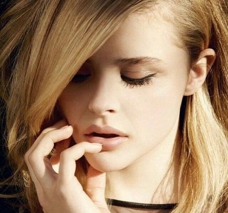 Alaston vuotanut OnlyFans-kuva Chloe Grace Moretz