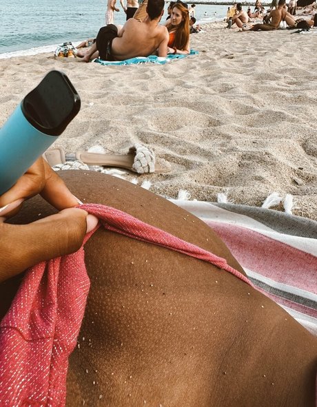 Naakte gelekte OnlyFans-foto van Mafe Ibarguen