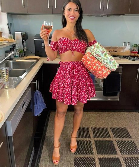 Justine Reine Marie