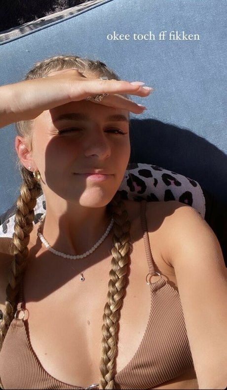 Foto di nudo di fuga di OnlyFans di Lies Zhara