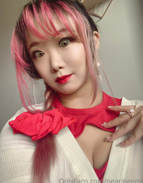 Nacktes geleaktes OnlyFans-Foto von Pearlpeony