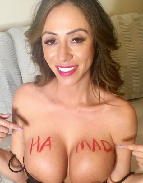 Ariella Ferrera