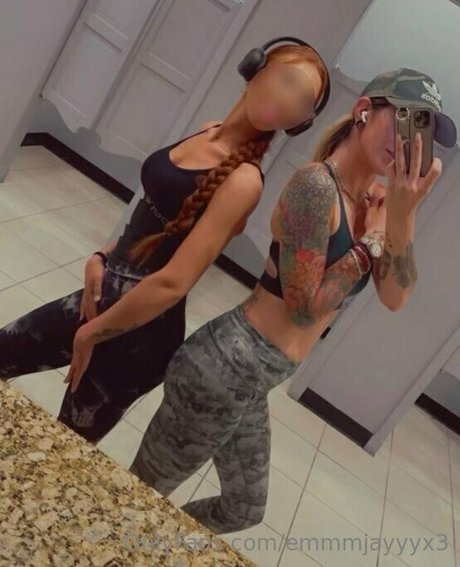 Emmmjayyyx3