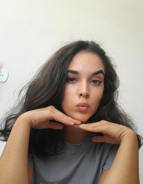 Naken läckt OnlyFans-bild av Littlemisskimmy