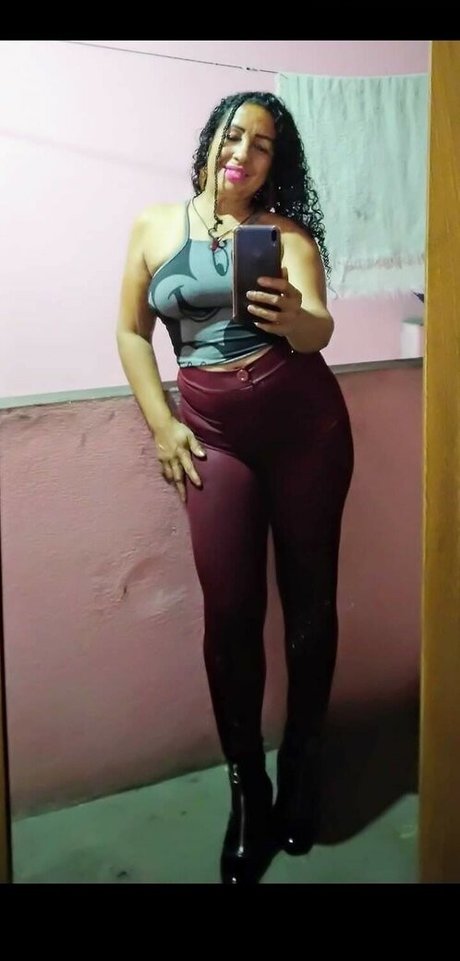 Foto desnuda filtrada de OnlyFans de Nita Santos Silva
