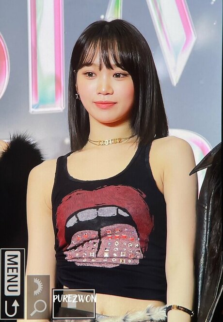 Kim Chaewon