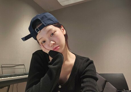 Kim Chaewon