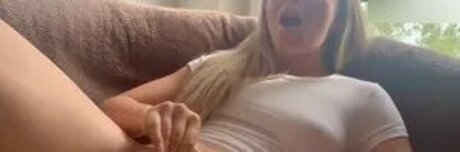 Naken läckt OnlyFans-bild av Baebaezoe