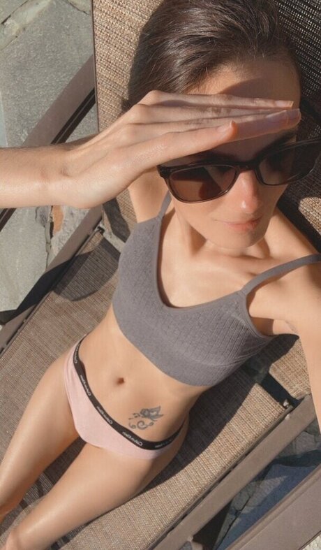 Naken läckt OnlyFans-bild av Amishbetsy
