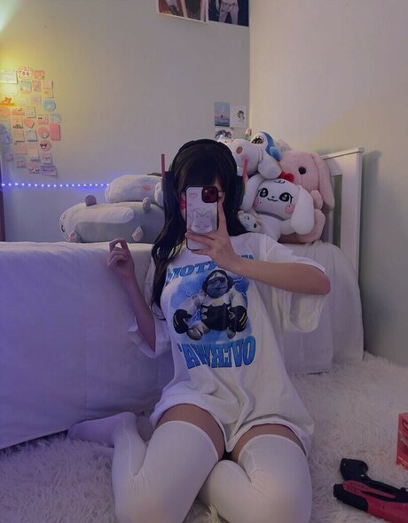 Naken läckt OnlyFans-bild av Komocos