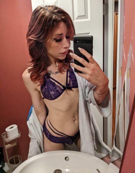 Naken läckt OnlyFans-bild av Peggingattiffanys