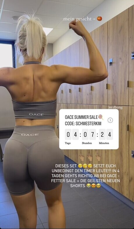 Naken läckt OnlyFans-bild av Kim Schiele