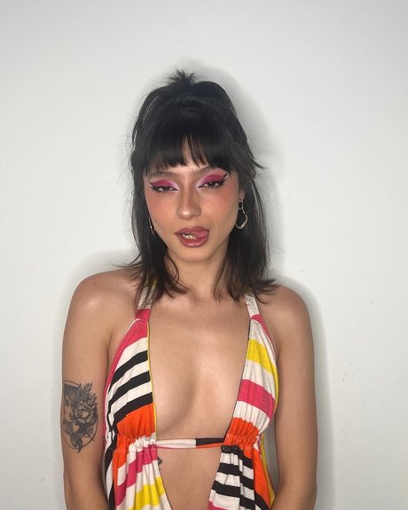 Tt
