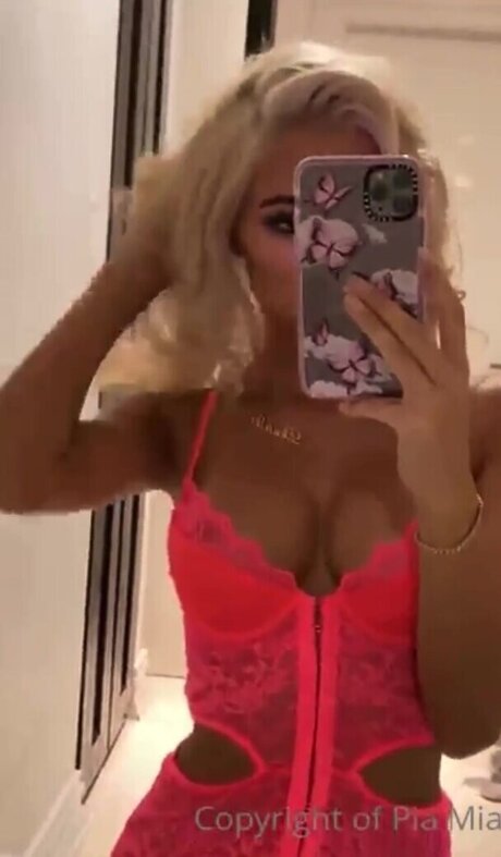 Pia Mia Perez