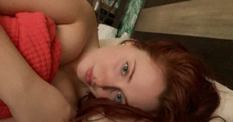 Thatoneredhead0153 OnlyFans 유출 누드 사진