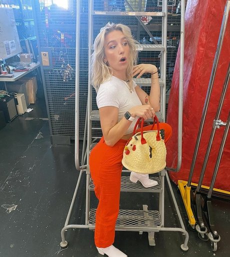 Courtney Miller