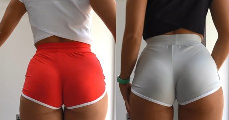 Nahá fotka uniklých OnlyFans od Livefitelle