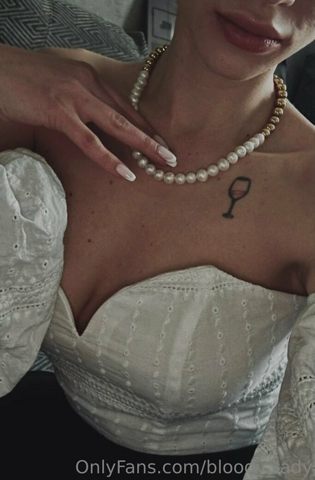 Обнаженная фотография утечки OnlyFans от Bloodylady