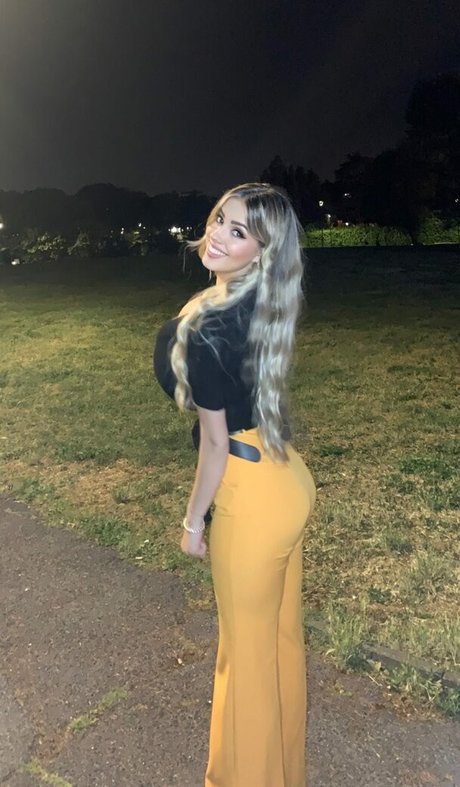 Foto di nudo di fuga di OnlyFans di Valentina Di Rocco