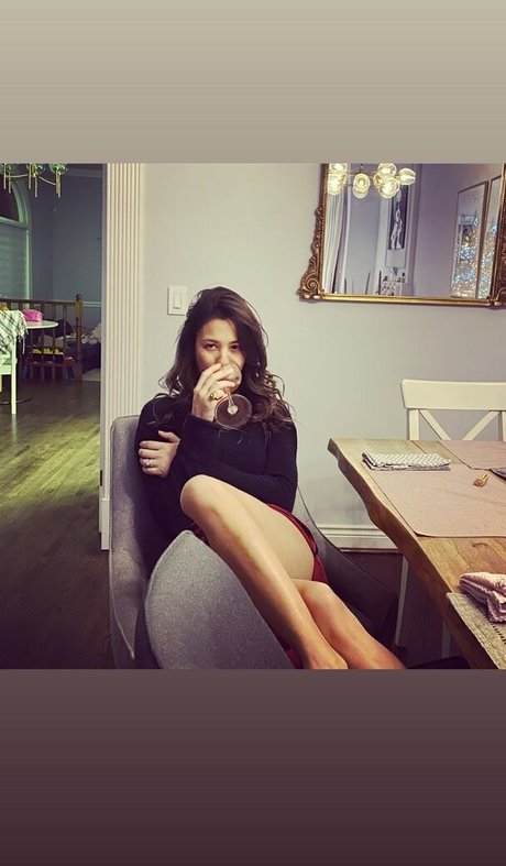 Обнаженная фотография утечки OnlyFans от Kaitlyn Leeb