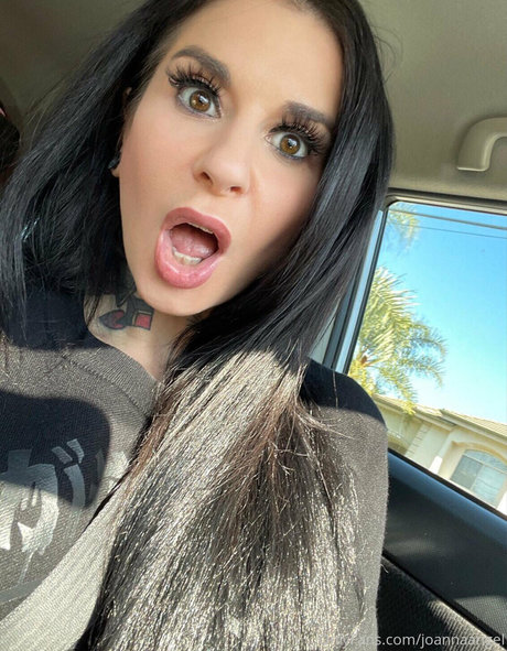 Joannaangel OnlyFans 유출 누드 사진