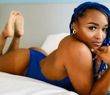 Naken läckt OnlyFans-bild av Kiera Hogan