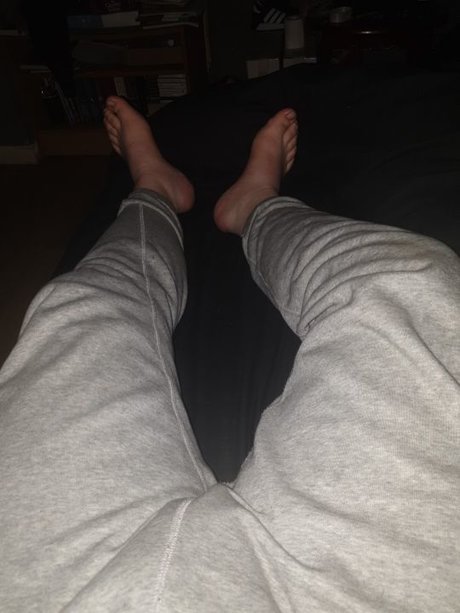 Naken läckt OnlyFans-bild av Leescally