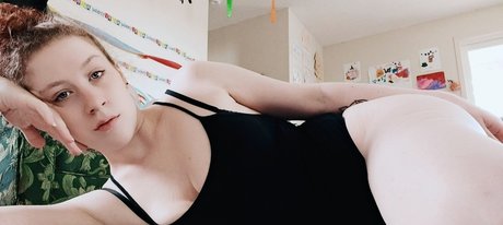 Nagie wyciekłe zdjęcie OnlyFans od Laylarose