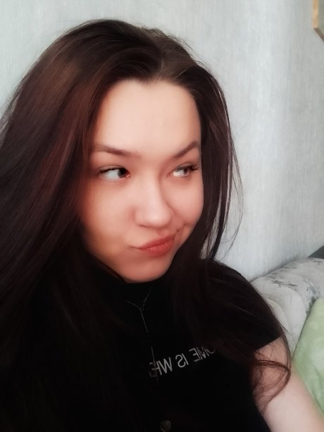 Naken läckt OnlyFans-bild av Lolybaby