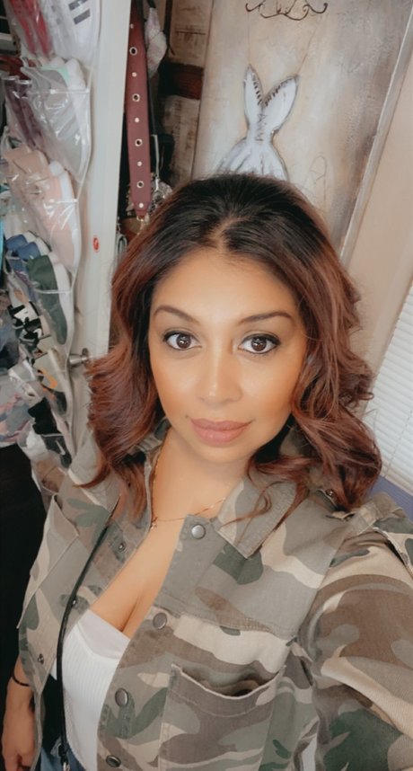 Naken läckt OnlyFans-bild av Lunashine