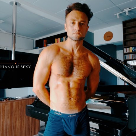 Foto desnuda filtrada de OnlyFans de   
