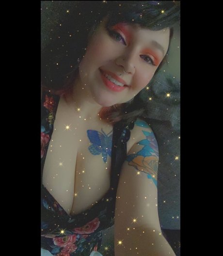 Naken läckt OnlyFans-bild av Melodymasters
