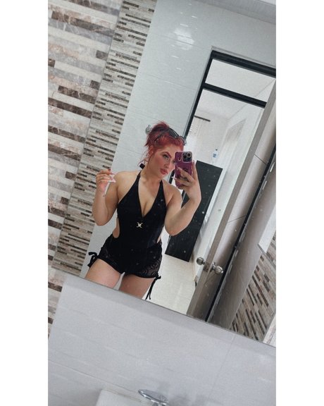 Naken läckt OnlyFans-bild av Camila