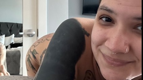 Naken läckt OnlyFans-bild av Miitoy