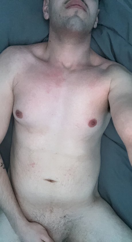 Alaston vuotanut OnlyFans-kuva Midsavy