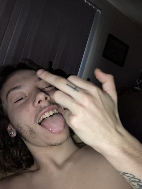 Naken läckt OnlyFans-bild av Chronic Rising54
