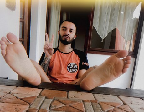 Foto nua vazada do OnlyFans de Roman