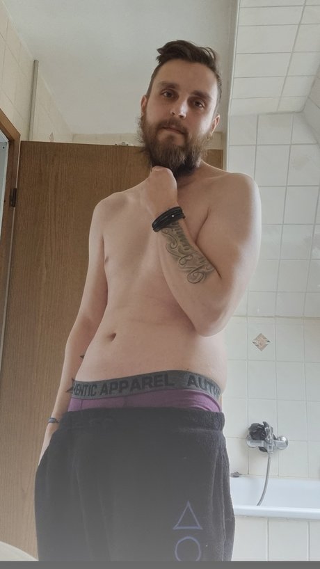 Naakte gelekte OnlyFans-foto van Mr Chris