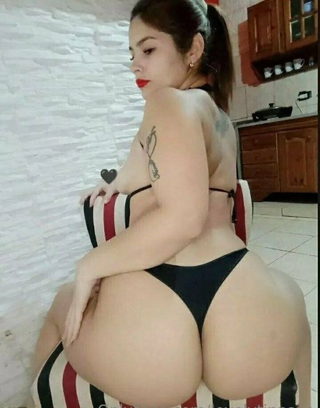 Lovelytinnaxo