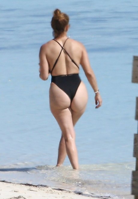 Jennifer Lopez