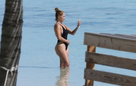 Jennifer Lopez