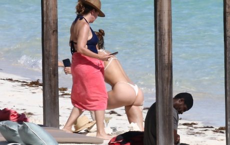 Nahá fotka uniklých OnlyFans od Jennifer Lopez