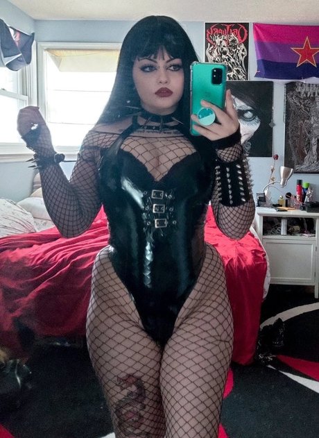 Girlbossnian