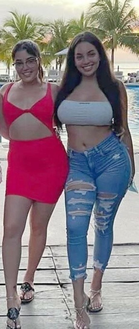 Naakte gelekte OnlyFans-foto van Keila