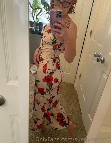 Naken lekkede OnlyFans-bilde av Sunnybabe22