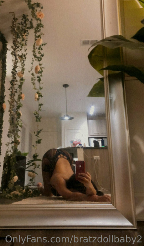 Nagie wyciekłe zdjęcie OnlyFans od Bratzdollbaby2